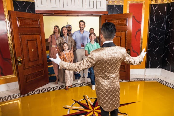 Burj Al Arab Private Tour - clicktoguide