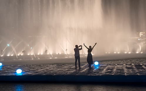 Dubai Fountain Lake Ride - clicktoguide